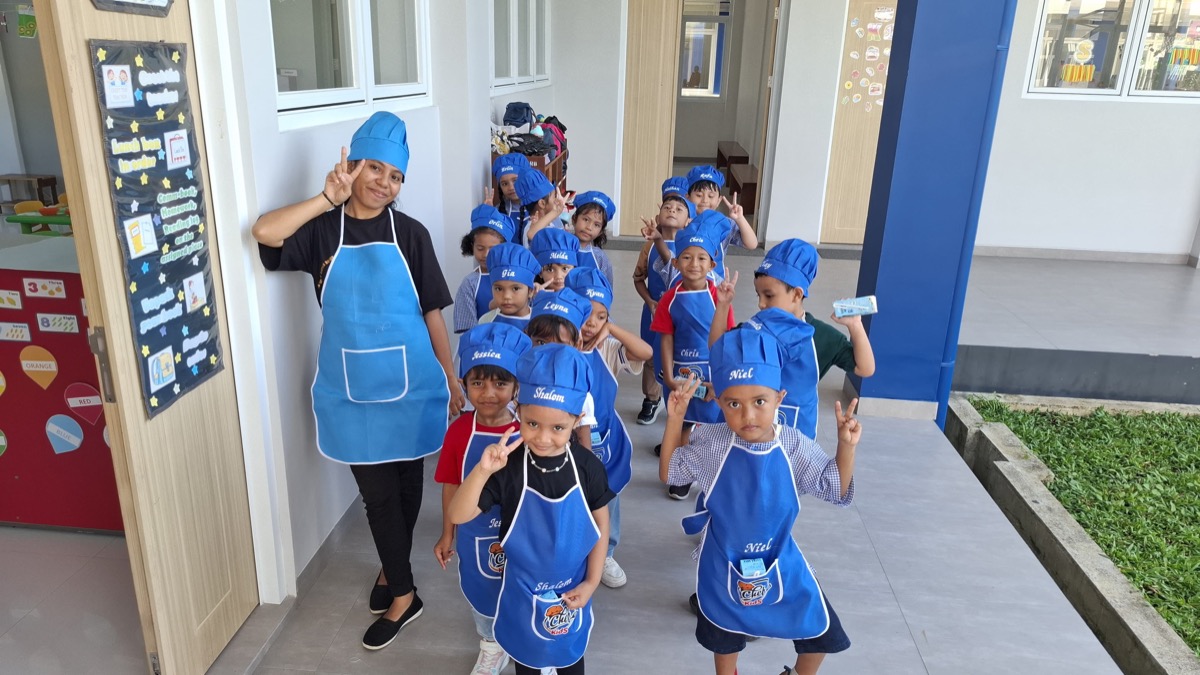 Students in chef outfits at Sekolah Rajawali Bangsa
